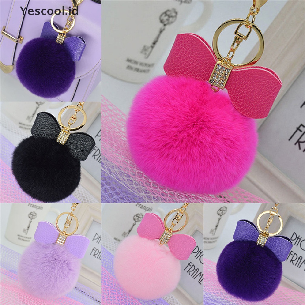 Gantungan Kunci Mobil / Tas Handbag Bentuk Bola PomPom Bulu Kelinci Pita