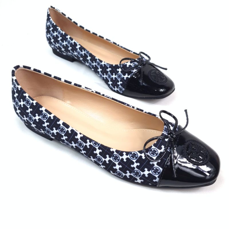 Tory Burch Flat Shoes with Ribbon + paperbag