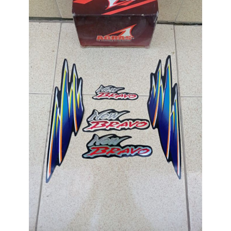 Stiker Striping Sticker Polet Lis Suzuki RC 100 RC100 New Bravo Warna Biru Kombinasi Kuning Silver