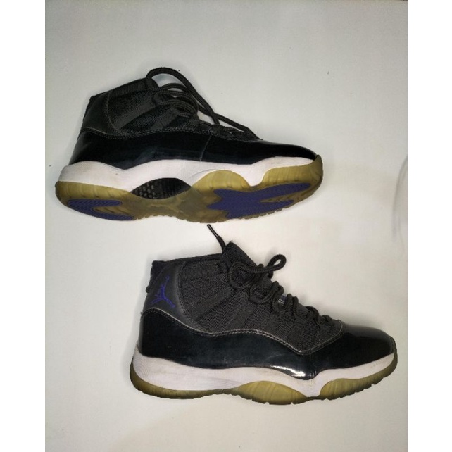 retro 11 size 3