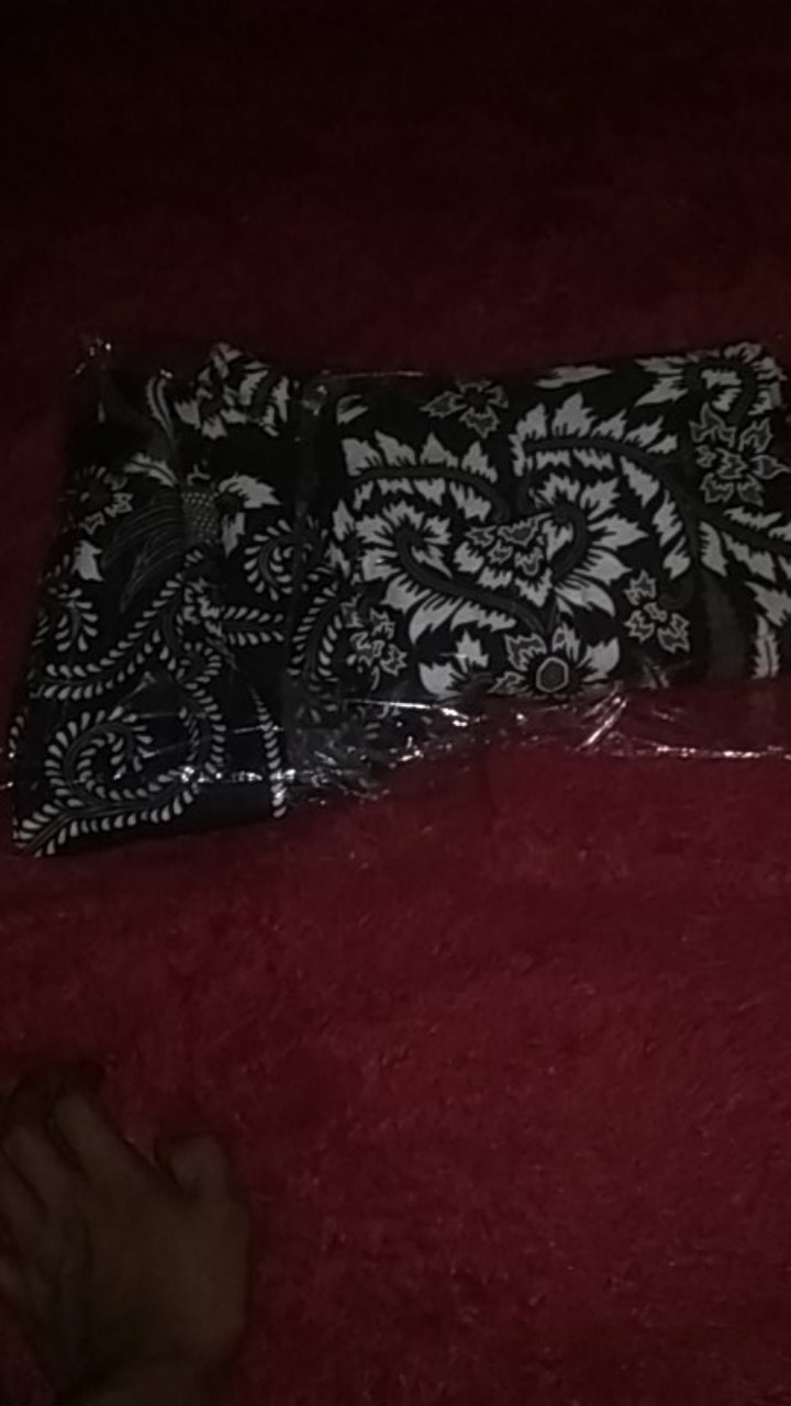 Couple/hem/gamis/kemeja/bajubatik/batikcouple/batiklenganpendek/batikpria/batikwanita/batikmodern