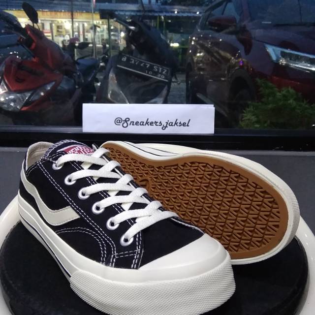 100% ORIGINAL SEPATU VANTELA PUBLIC LOW BLACK NATURAL