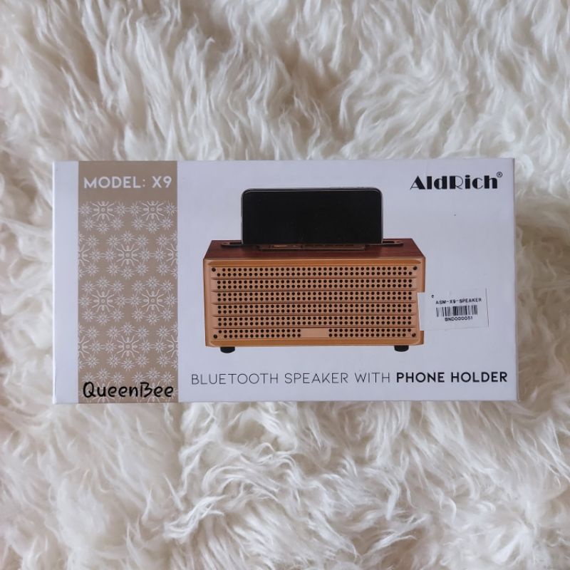 Aldrich X9 Speaker BNIB Bluetooth Speaker With Phone Holder