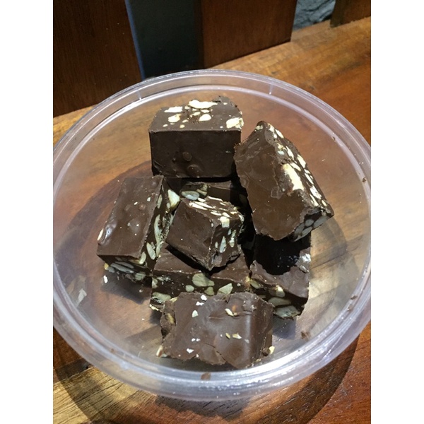 

Coklat