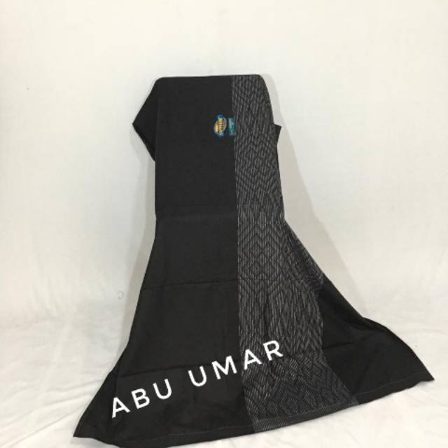 Sarung Sapphire Hitam