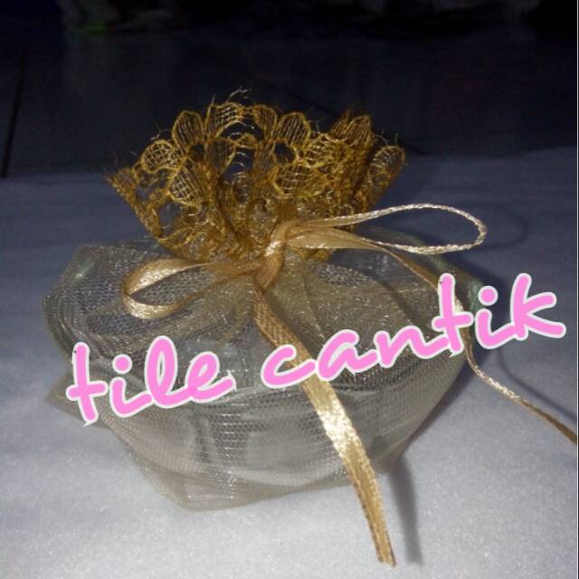 Tile mangkok bola / tile murah / bungkus souvenir murah / tile serut / kemasan tile / tile cantik