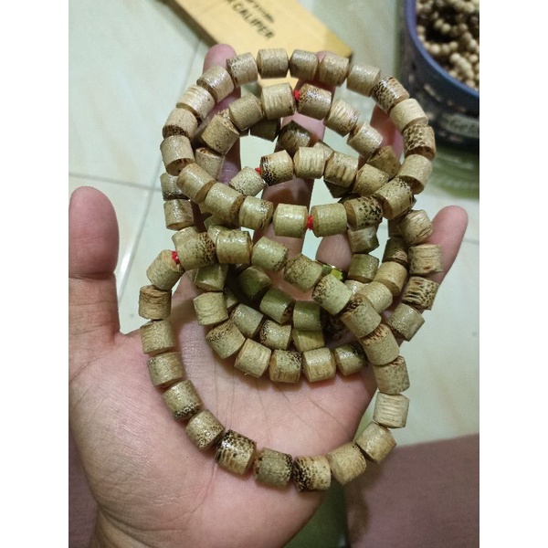 gelang tangan kayu Liwung macan putih model tabung