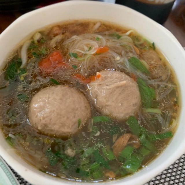 

Bakso Halus Sapi Asli isi 50pcs 100% HALAL dijamin ENAK & TANPA PENGAWET