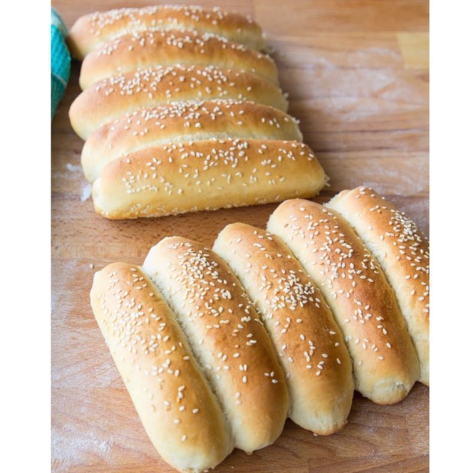 

SESAME HOTDOG BUNS 5 PCS