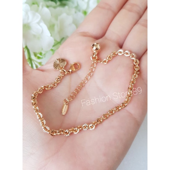 Import Bestquality Xuping Nuri ukir Gelang Tangan Nuri Ukir Simple bestquality elegant lapis emas