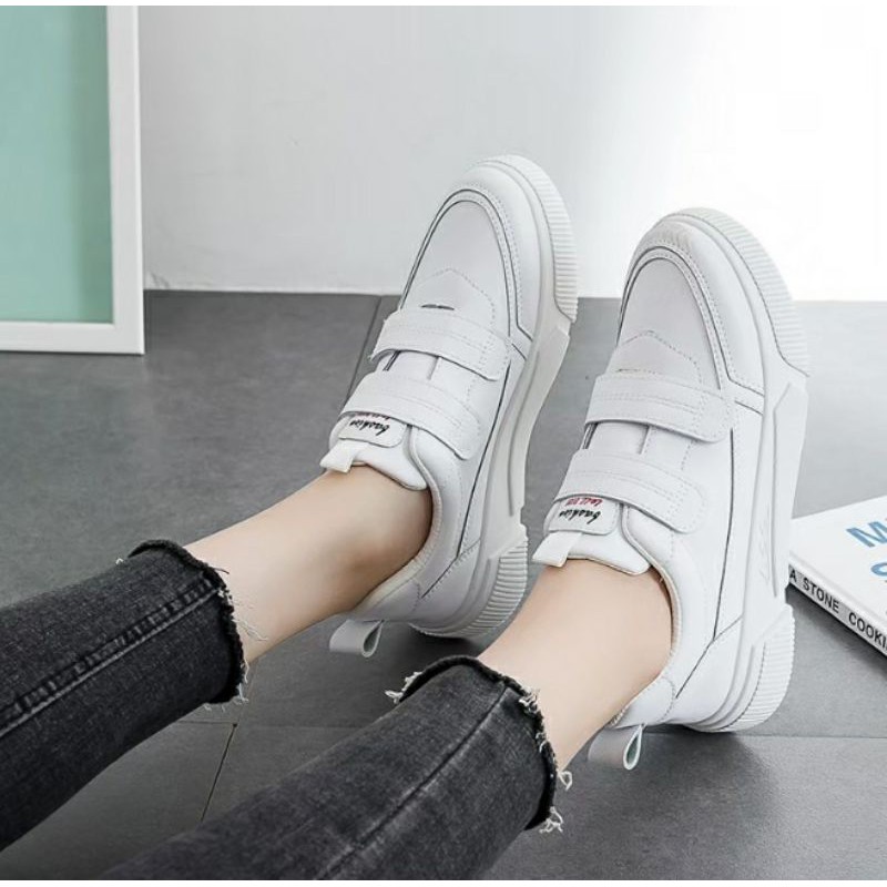 AVANCEID 1835 Sepatu Sneakers Wanita Sekolah Simpel Polos Putih Import