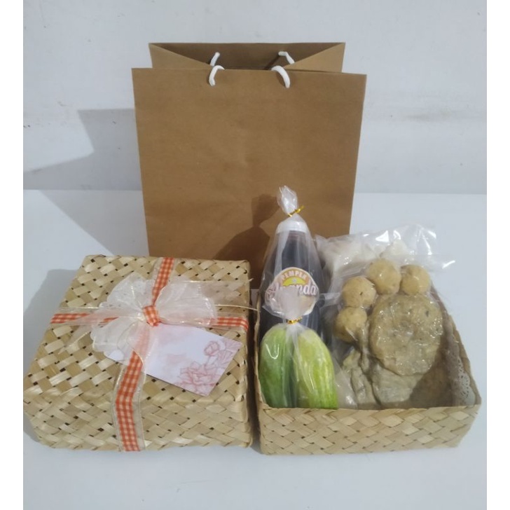 

Hampers Pempek Cantik 1