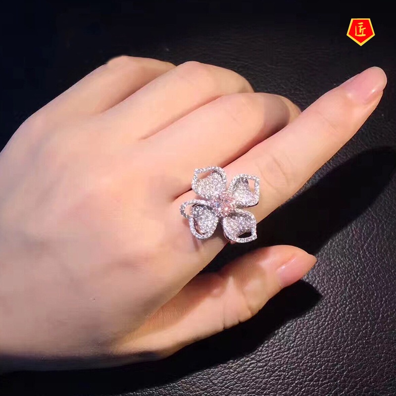 [Ready Stock]Women's Fashion Luxury Flower-Shaped Diamond-Studded Ring