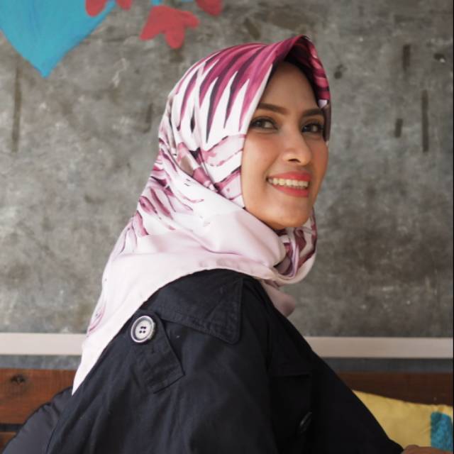 Hijab Turki Velvet Silk 110 cm Segiempat - Yaprak YZ17-284