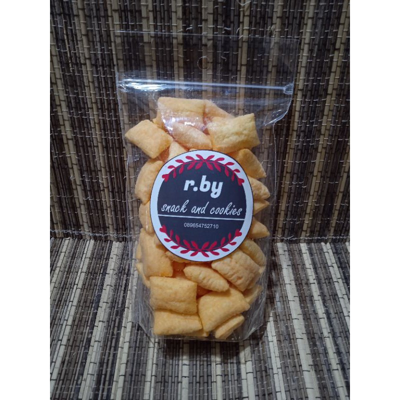 

Snack Bantal Keju