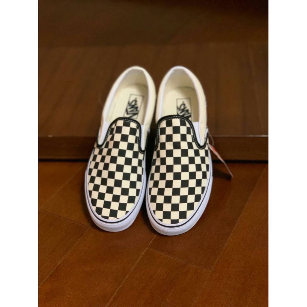 harga retail vans slip on checkerboard