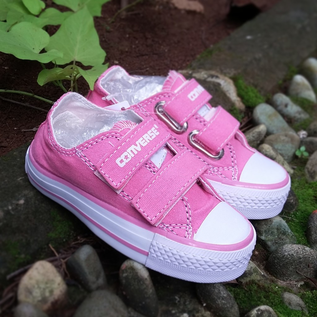 sepatu anak converse high tali pink/ sepatu sekolah anak keren/ converse perekat warna pink