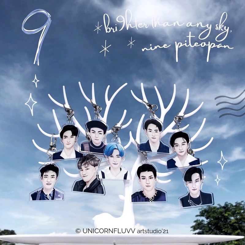 [READY] EXO KEYCHAIN Acrylic : 9th Anniversary Xiumin Lay Suho Baekhyun Chen Chanyeol D.O. Kai Sehun