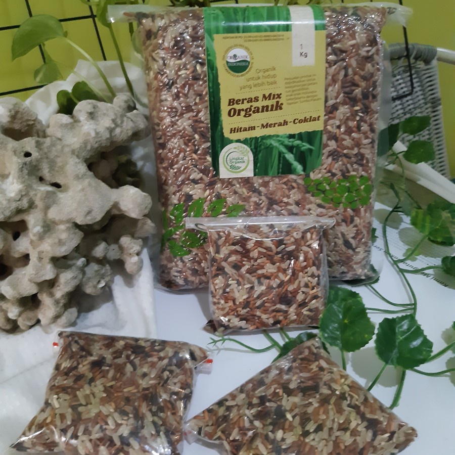 

Beras Organik Mix whole grain (beras merah, coklat, hitam)repack 100gr - 250 gram