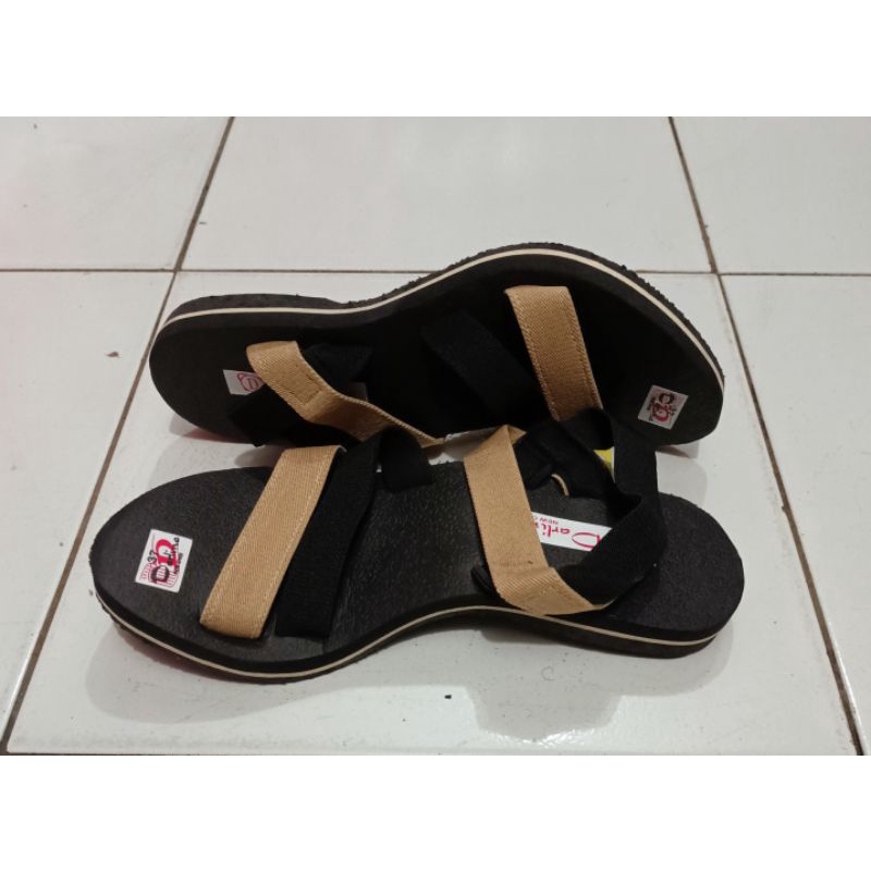 Sandal gunung wanita/remaja/sepatu sandal flat