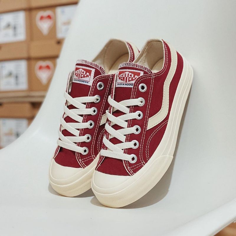 Ventela public low maroon