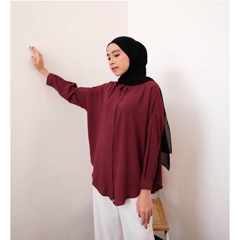 KEMEJA BASIC KONINA BAHAN RAYON | KEMEJA BLOUSE WANITA BAHAN ADEM FULL KANCING-Marun Konina