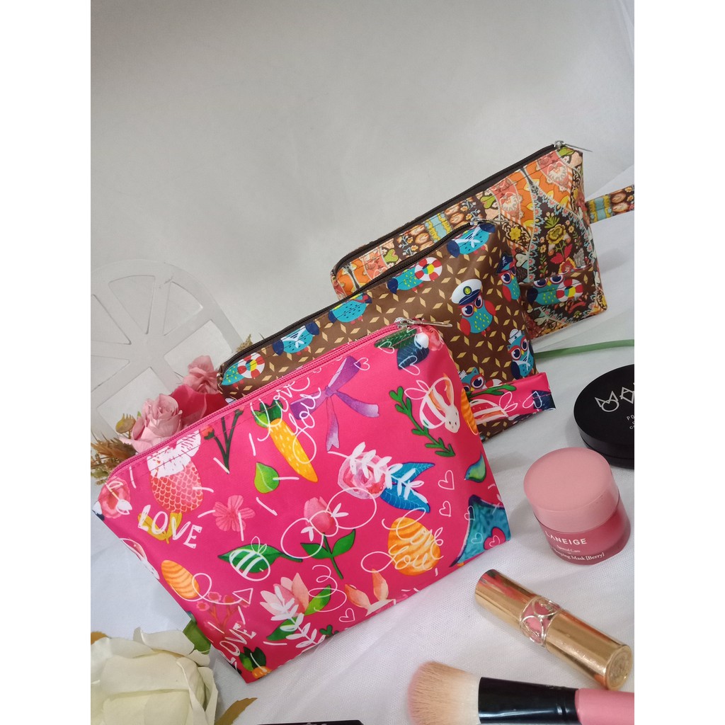 POUCH KOSMETIK ANTI AIR MOTIF/POUCH MAKEUP/TAS MAKEUP/TAS KOSMETIK/KANTONG KOSMETIK/POUCH