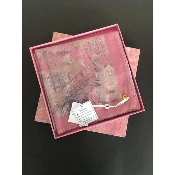 New york 3 Nolita Buttonscarves preloved