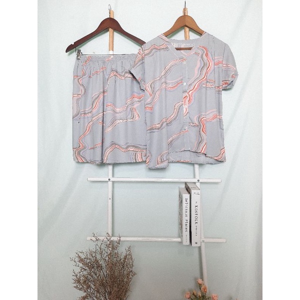 ONE SET PIYAMA PENDEK WANITA PREMIUM HITS KEKINIAN | PIYAMA CELANA PENDEK | ONESET PREMIUM | PIYAMA TERLARIS-PYD9