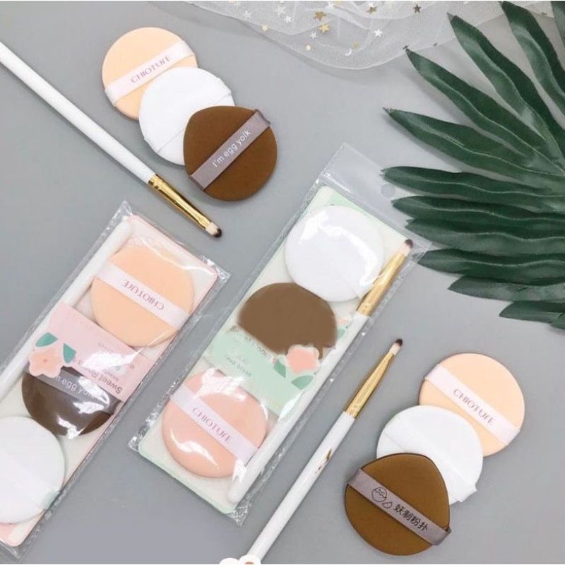 SPONS MAKE UP SPON CUSHION 3PCS + KUAS 1 PCS ALAS BEDAK CUSHION SUPER BAGUS MURAH 1 SET