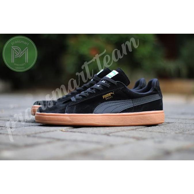 Sepatu Casual Sneakers Puma Suede Black Gum Best Seller