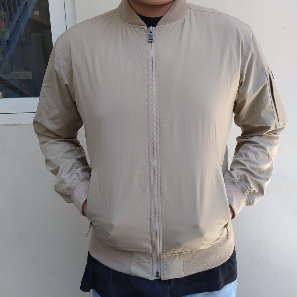 JAKET BOMBER THE NORTH FACE