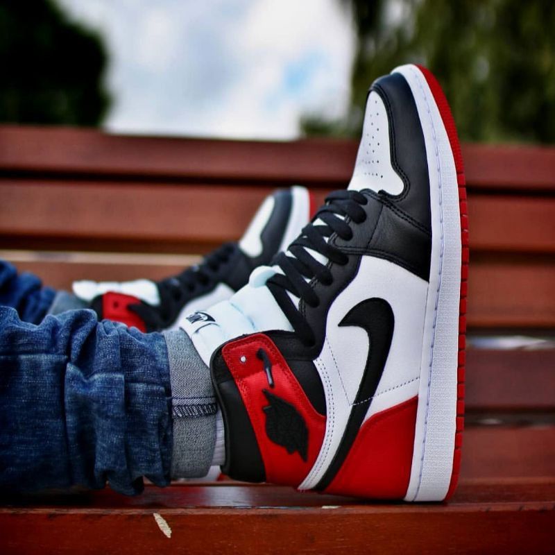 black blue red 1s