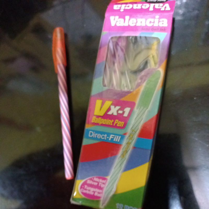 

Pena valencia hitam