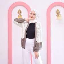 AFI - EC - RJT Manda Two Tone Cardigan