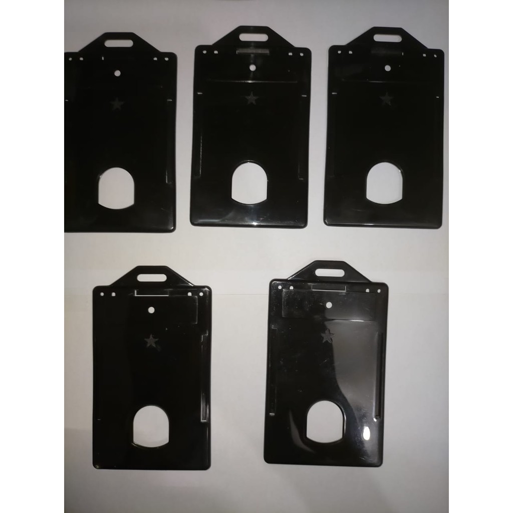 Tempat Casing ID Card/Frame ID Card/Name Tag ID Card - Hitam