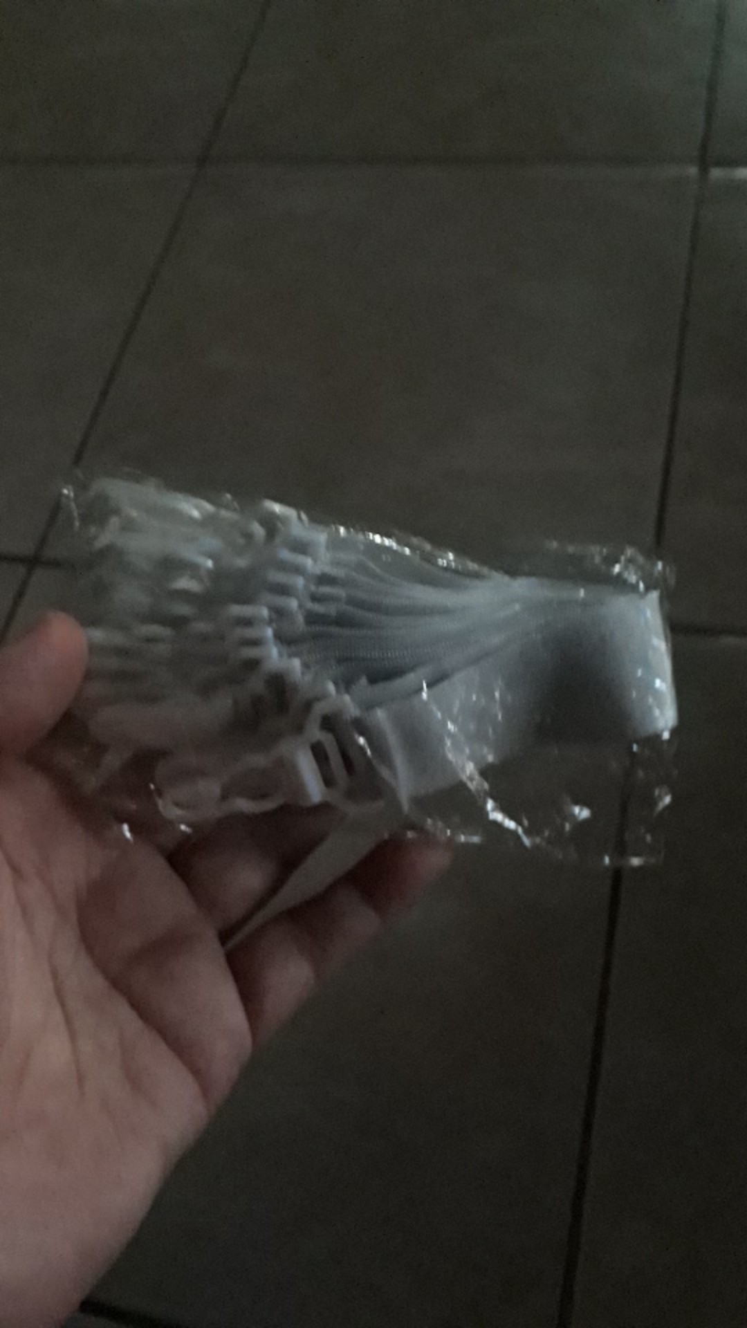 Karet Penjepit Sudut Ujung Sprei Pengait Ujung Sudut Sprei Harga 1 Pcs