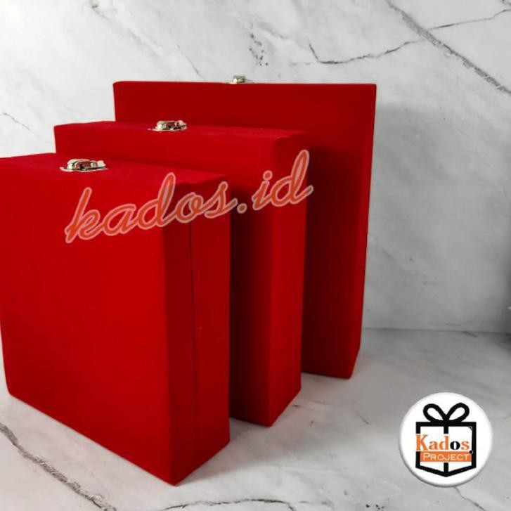 

RESTOCKbgs-938 Box / kotak Beludru (item tambahan)