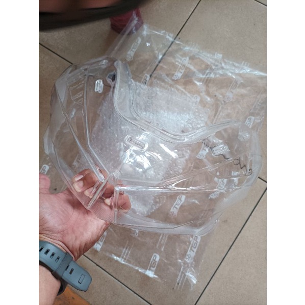 Kaca mika lampu reflektor depan vario 2017 125 150 TGP