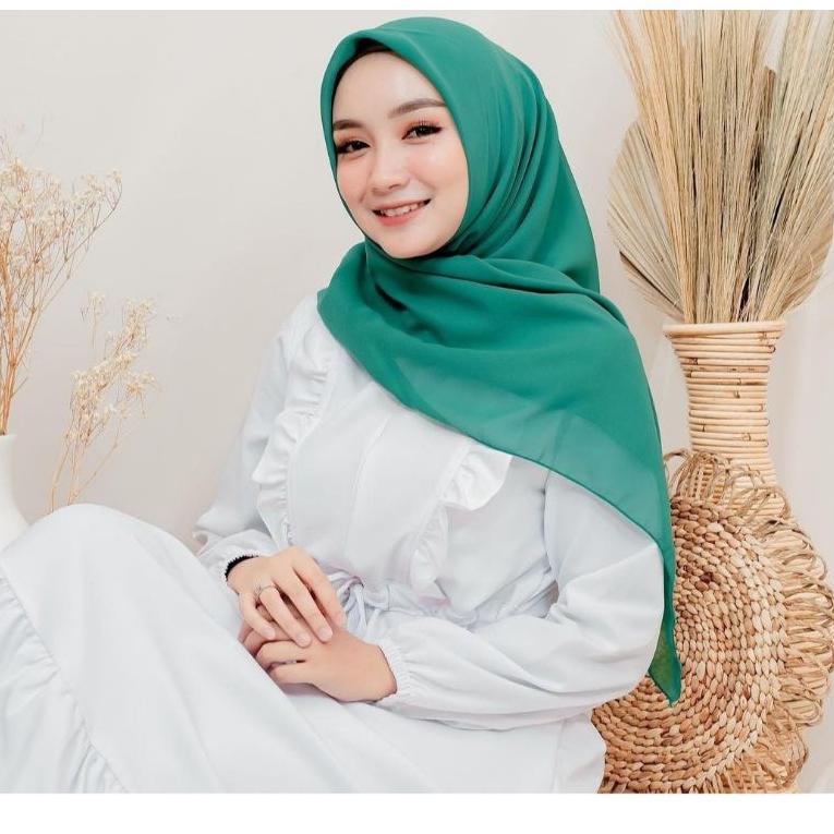 [KODE 0JCLN] Basic Square (Hijab Double Hycon) / Hijab Segi Empat (HIJAU TOSCA) / Plain Hijab / Bell