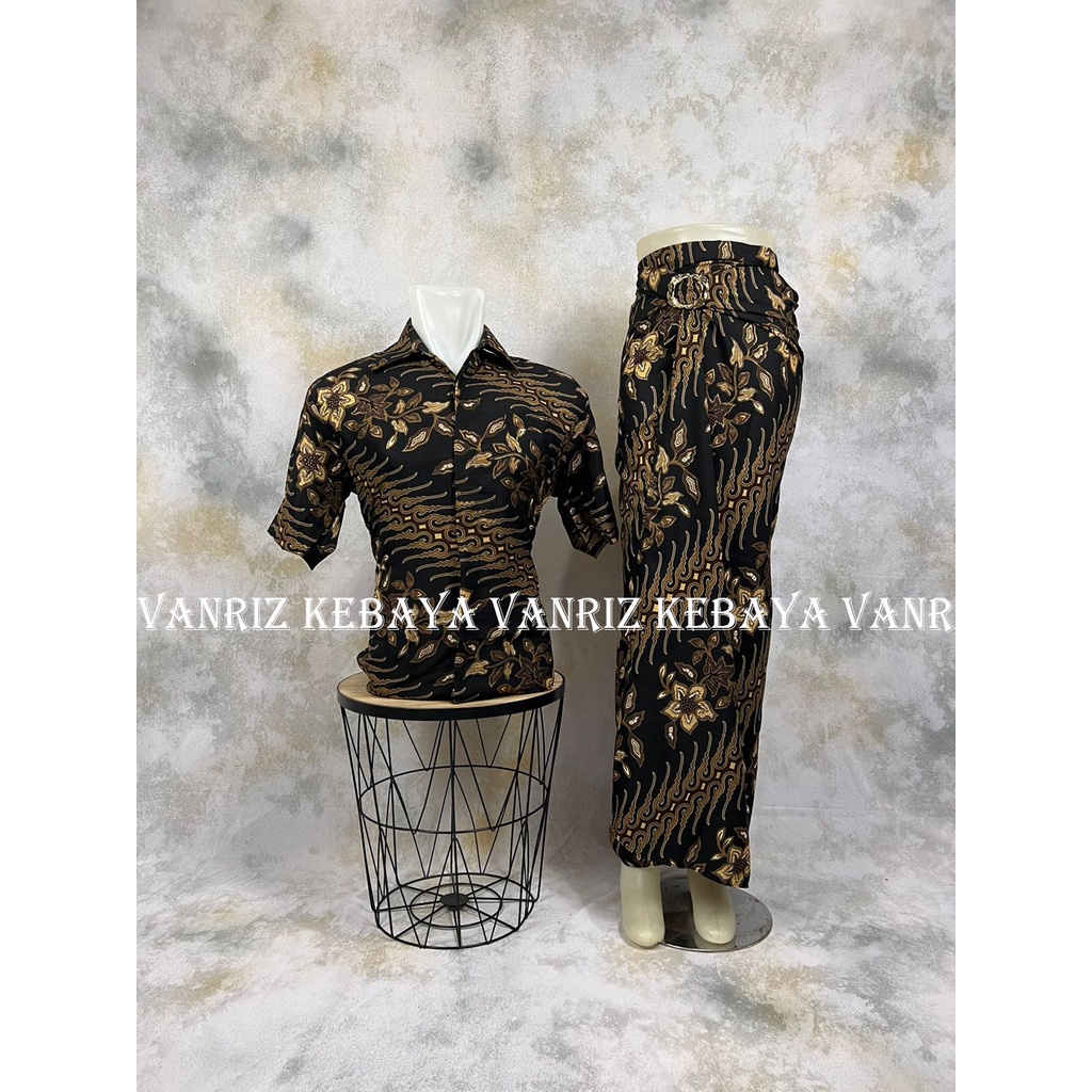 Vanriz Kebaya-Batik Couple Lengan Pendek Couple Rok Lilit