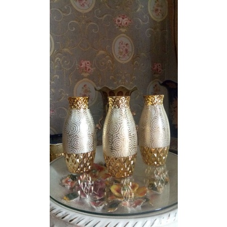 Vas Keramik Pajangan