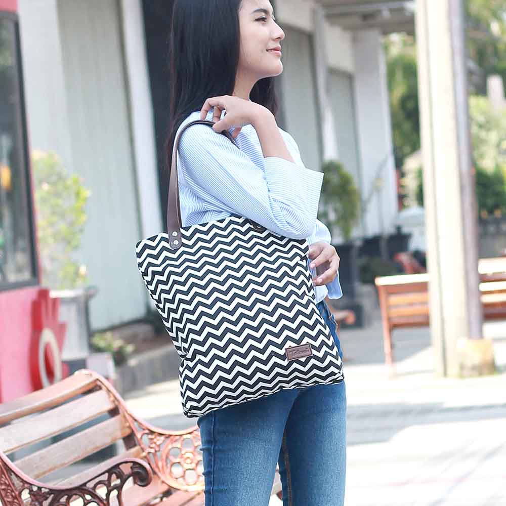 Tas Totebag Cewe Wanita Selempang Brand Totemi Motif Lokal Premium TTM 009