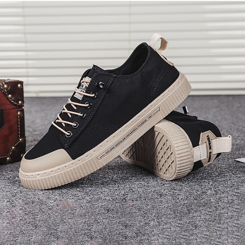 Mainland Sepatu Sneaker Fashion Kanvas Sepatu Kasual Pria KSC404