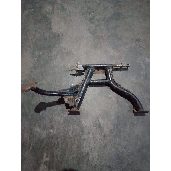 Standart jagrak jagang tengah standar tengah Honda Beat FI original