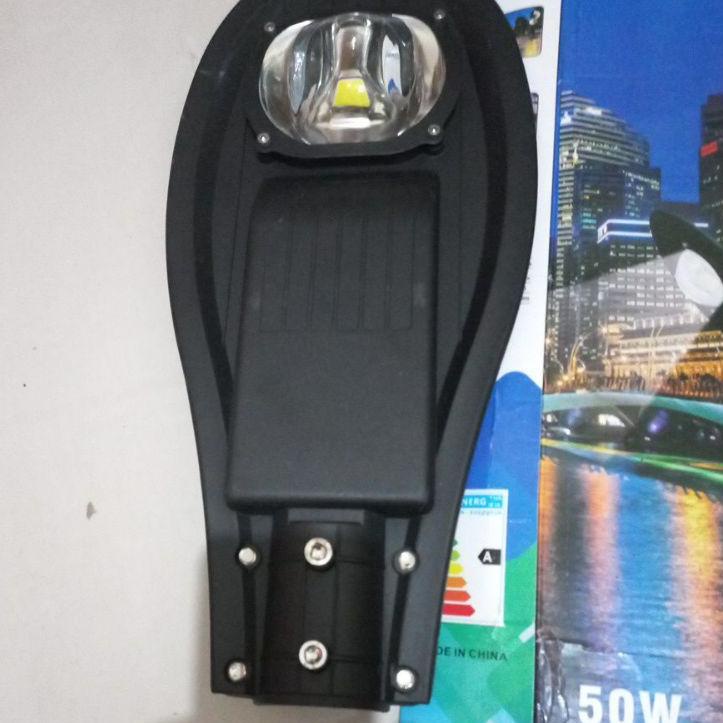 Terbagus.. lampu jalan/lampu jalan umum/pju 50 watt mata cobra