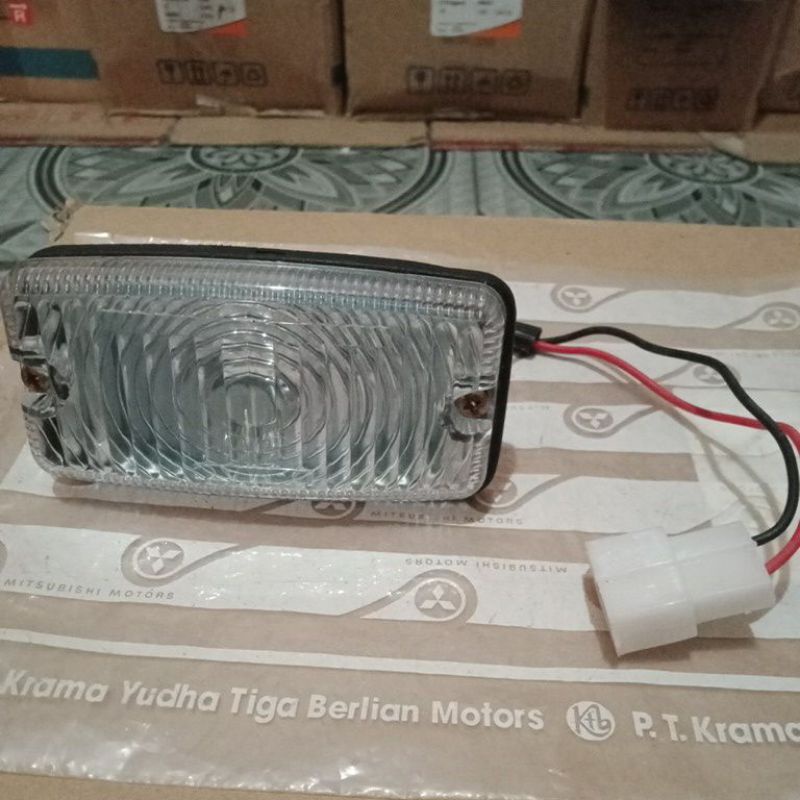 Lampu mundur/lampu atret T120SS/colt T120 lama