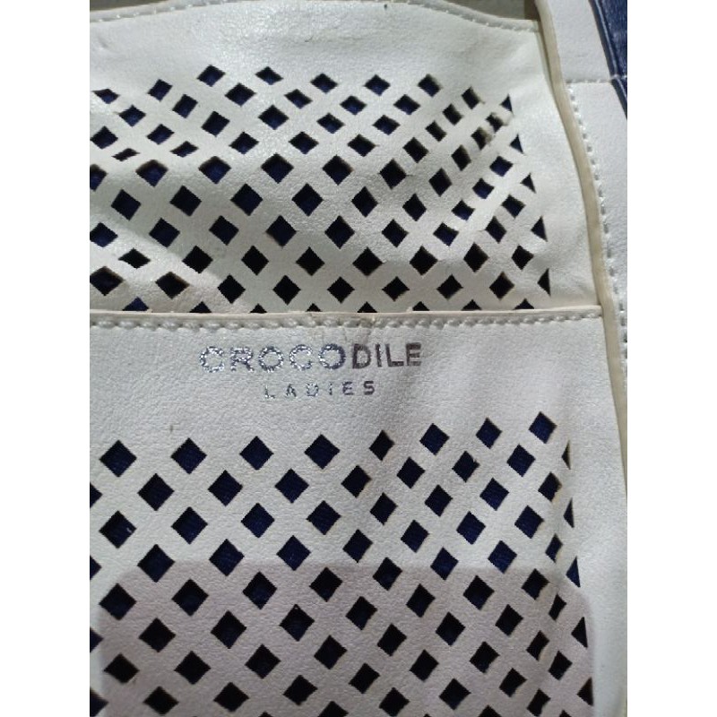 totte crocodile preloved