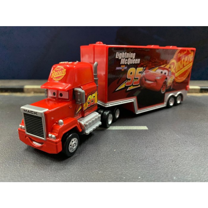 Tomica Disney Cars Mack Big Version - Bisa Muat 1 Mobil