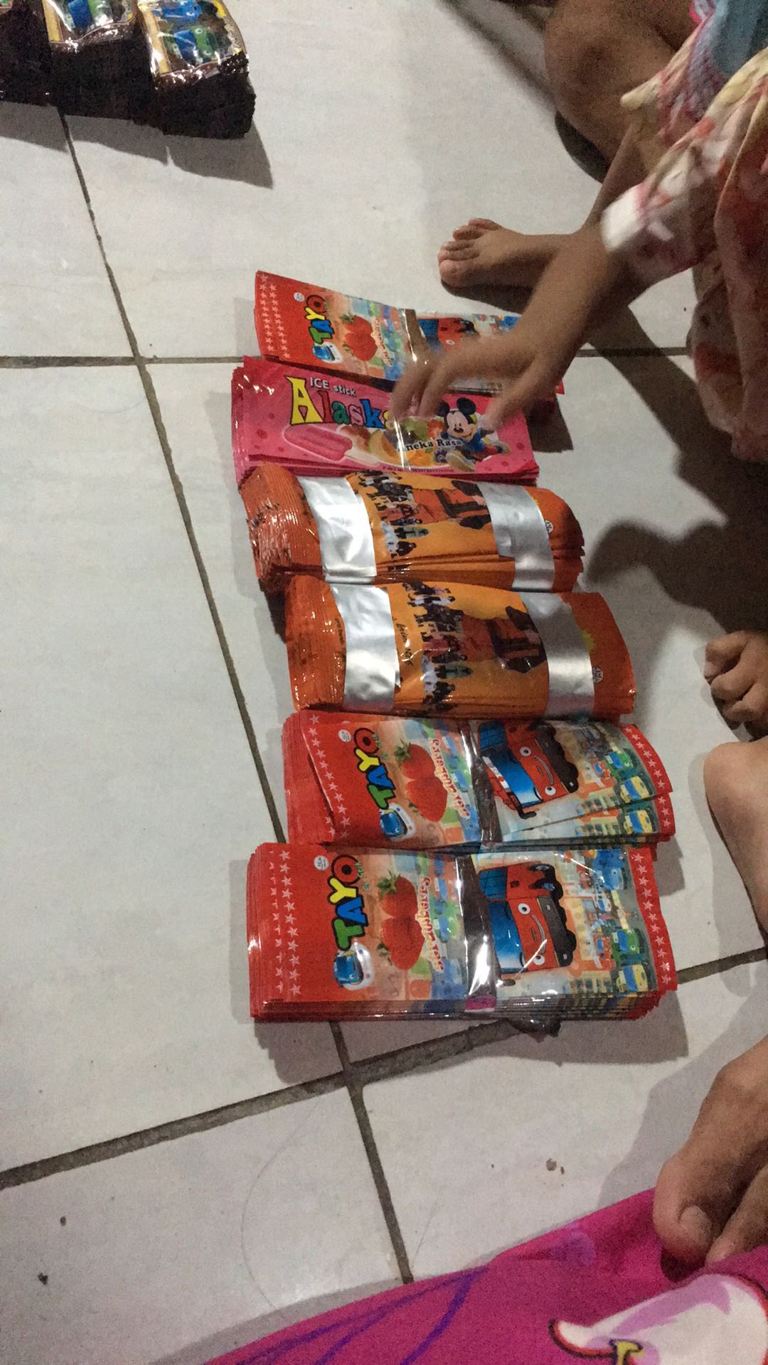 Kemasan Es Loly Alaska